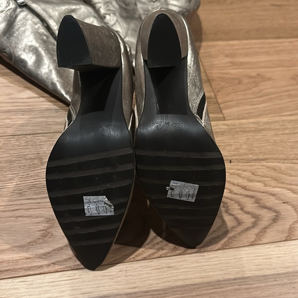 Amazing gold high end boots! - Picture 4 of 6